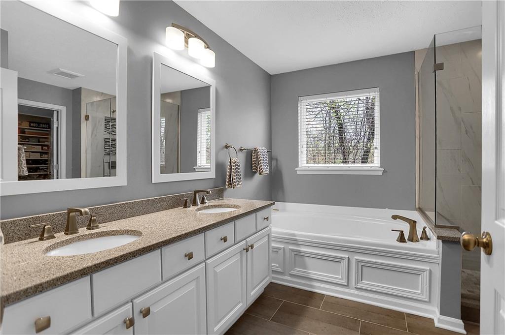 7624 Prairie View Drive Indianapolis, IN 46256 - Photo 24 of 44