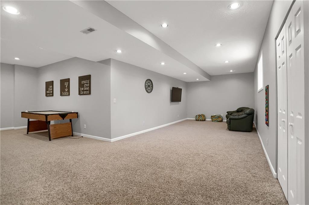 7624 Prairie View Drive Indianapolis, IN 46256 - Photo 31 of 44