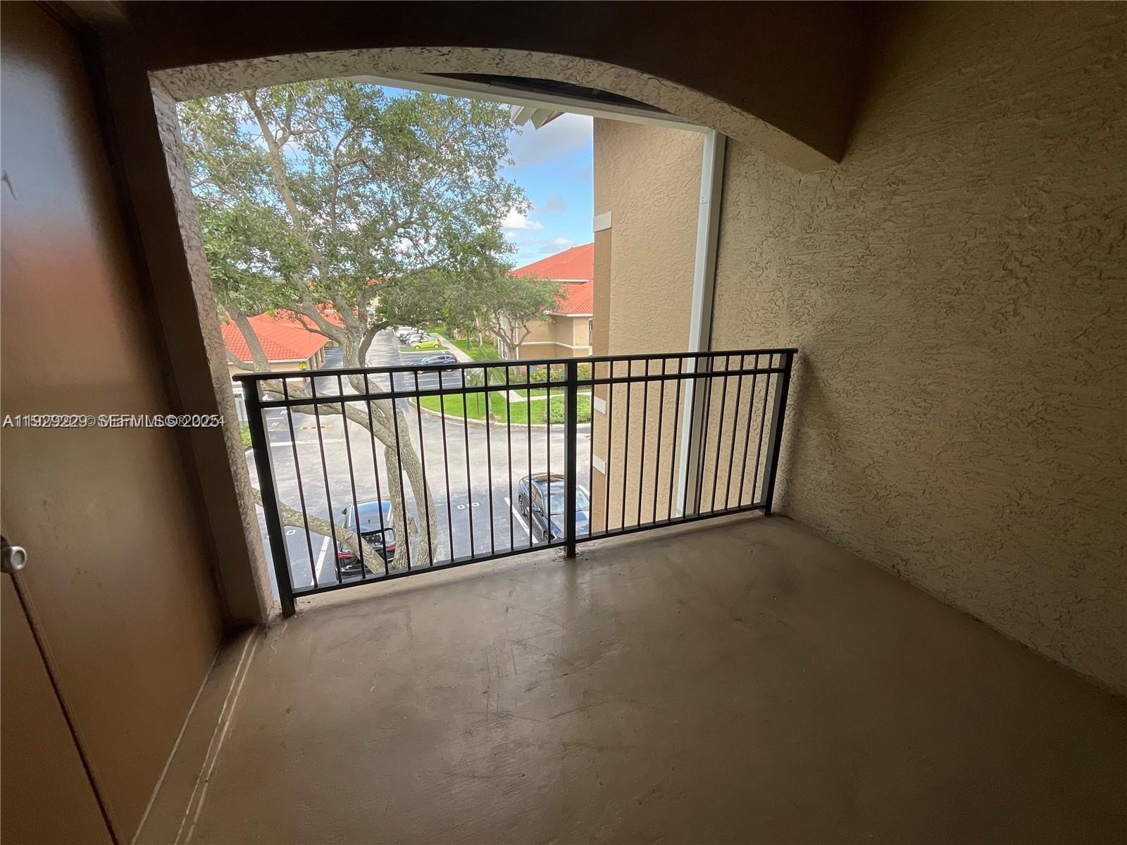 11601 Southwest 2nd Street, Unit 21307 Pembroke Pines, FL 33025 - Photo 14 of 18