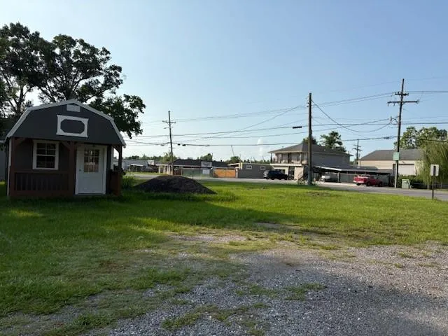 $60,000 | 2951 East St Bernard Highway, Meraux, LA 70075
