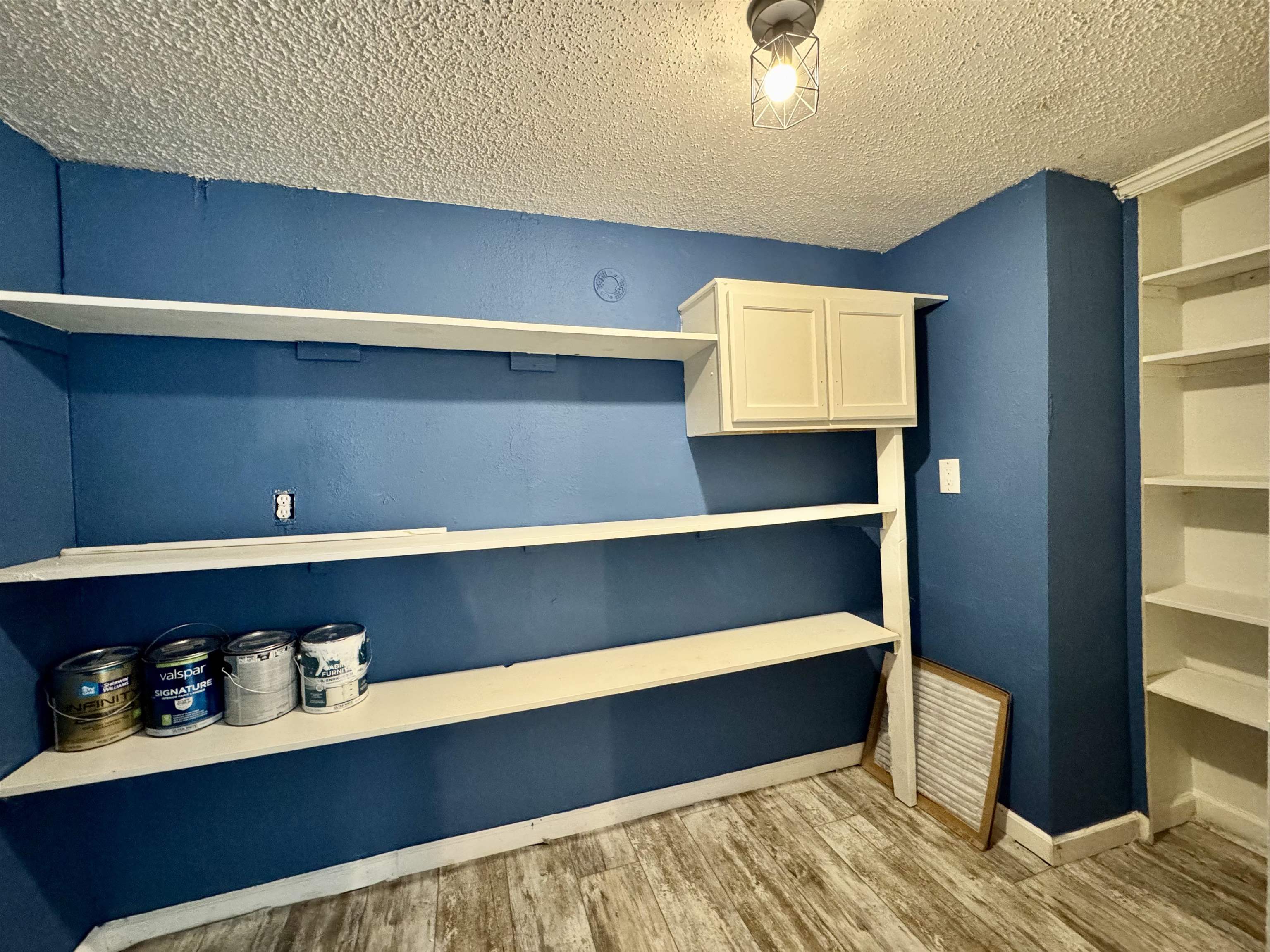 855 Beason Drive Morris Chapel, TN 38361 - Photo 9 of 21 a room with a book shelf