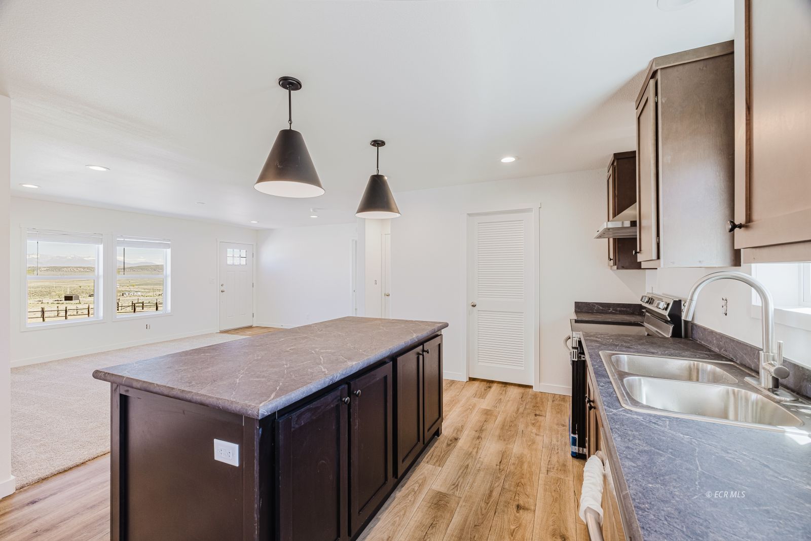 2155 McClellan Avenue Spring Creek, NV 89815 - Photo 9 of 26