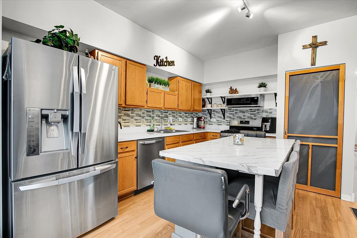 2616 Idaho Road Naperville, IL 60564 - Photo 12 of 30