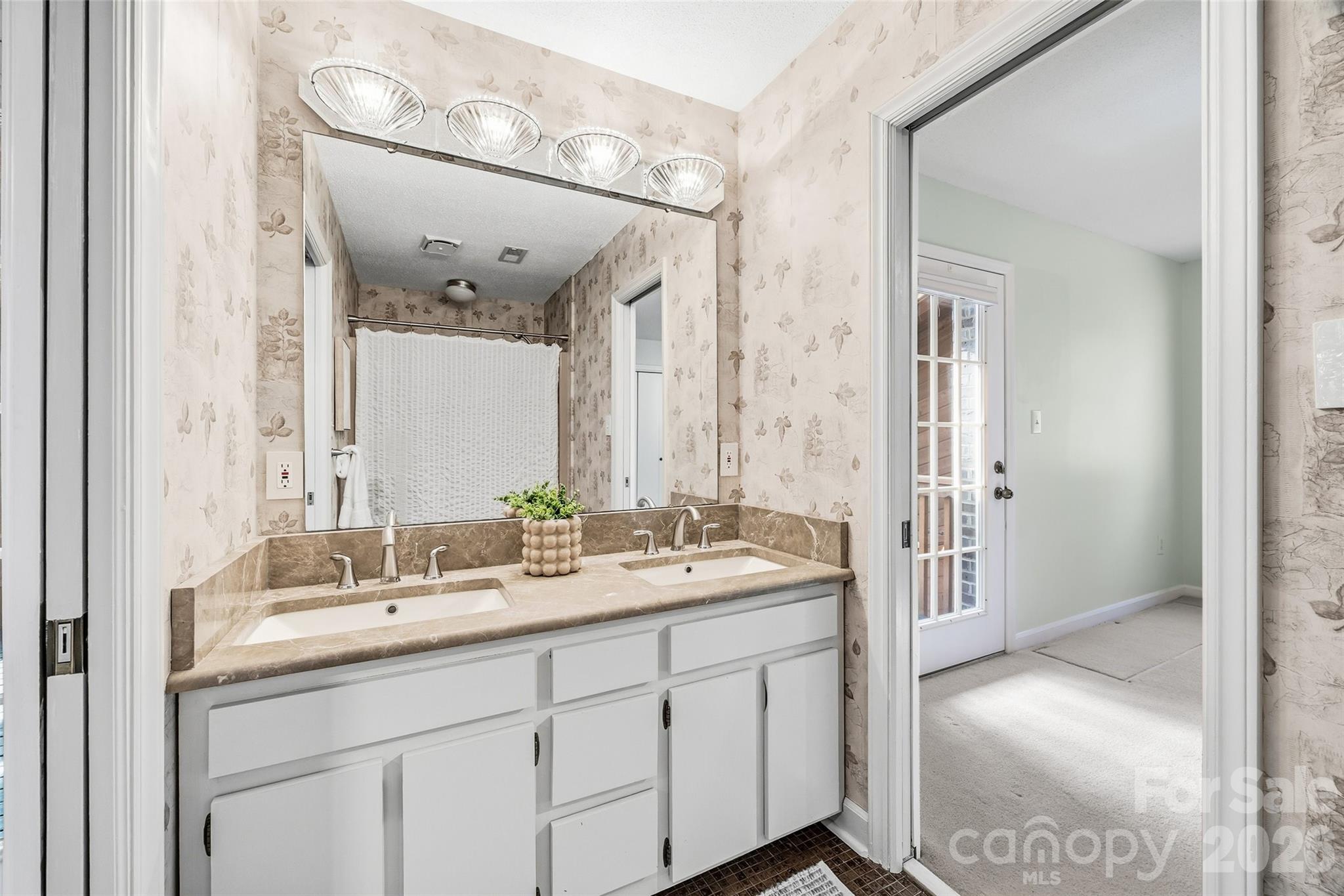 5337 Hillingdon Road Charlotte, NC 28226 - Photo 32 of 48 Gallery Image 32
