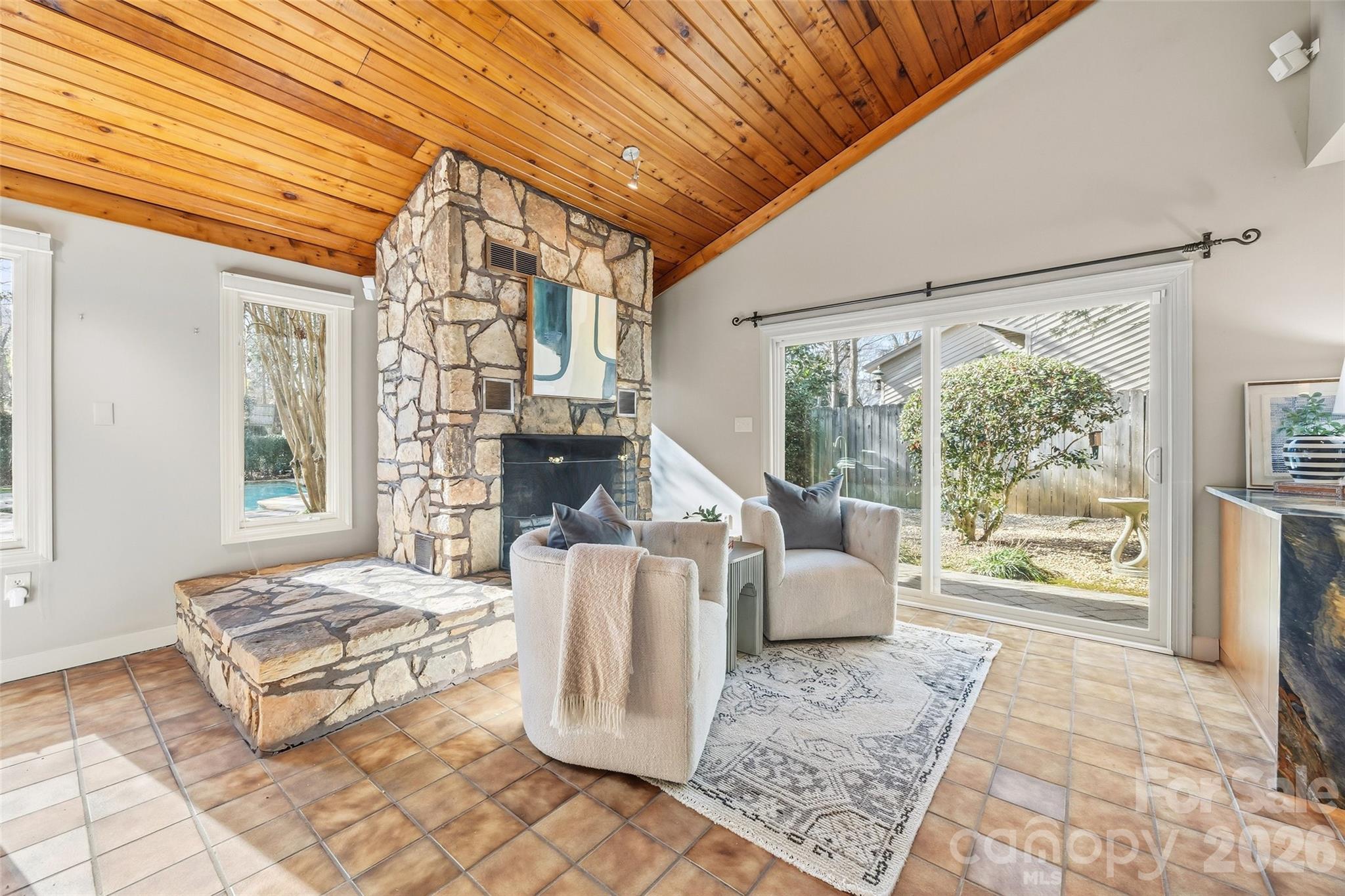 5337 Hillingdon Road Charlotte, NC 28226 - Photo 6 of 48 Gallery Image 6