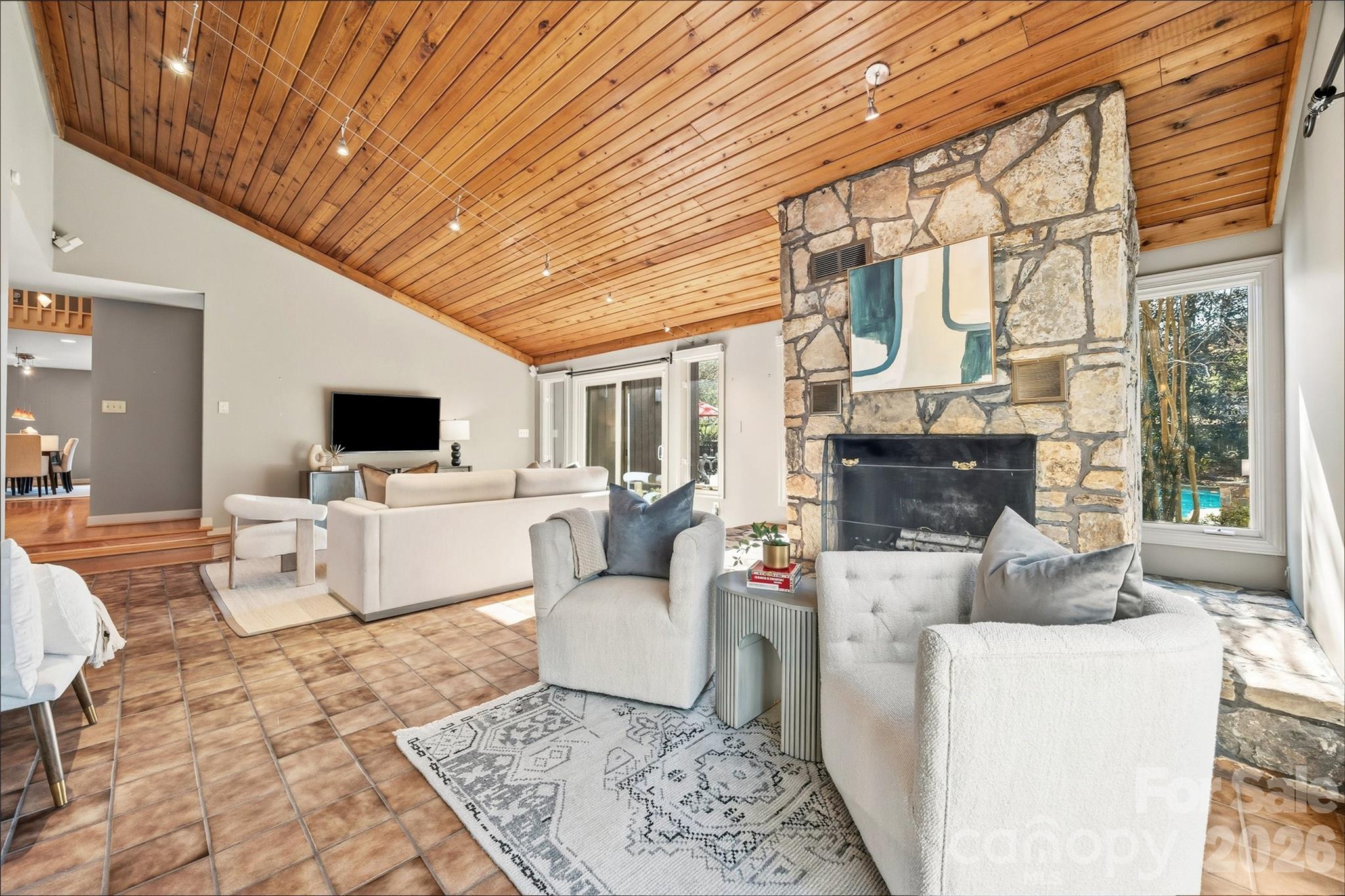 5337 Hillingdon Road Charlotte, NC 28226 - Photo 7 of 48 Gallery Image 7