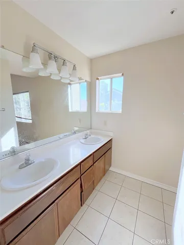 $3,100 | 13507 Fremont Street, Fontana, CA 92336