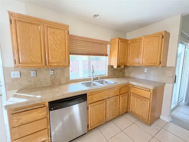 $3,100 | 13507 Fremont Street, Fontana, CA 92336