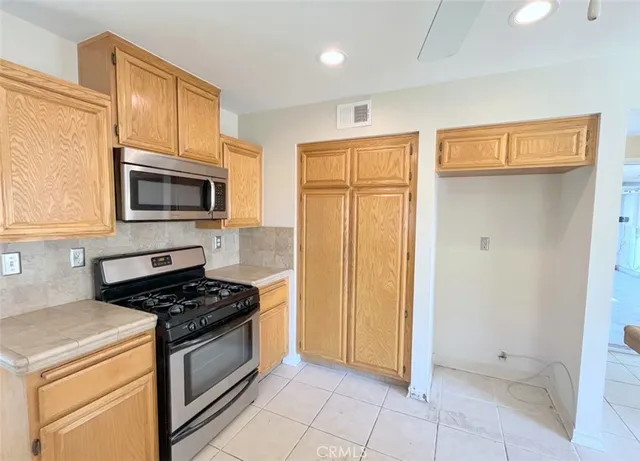 $3,100 | 13507 Fremont Street, Fontana, CA 92336