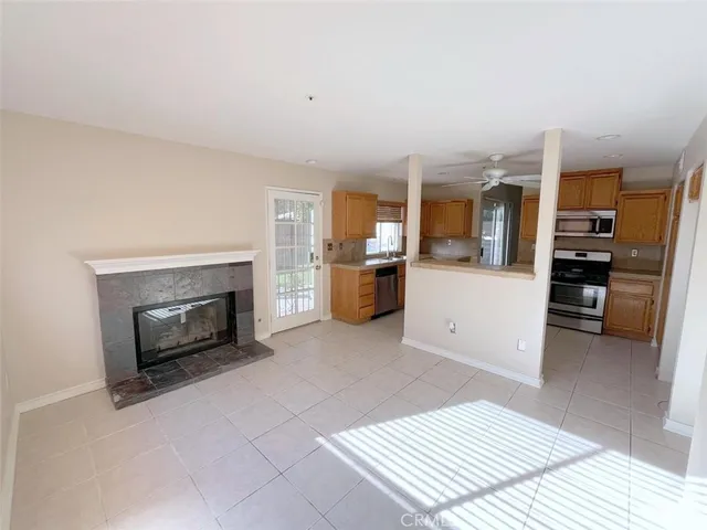 $3,100 | 13507 Fremont Street, Fontana, CA 92336