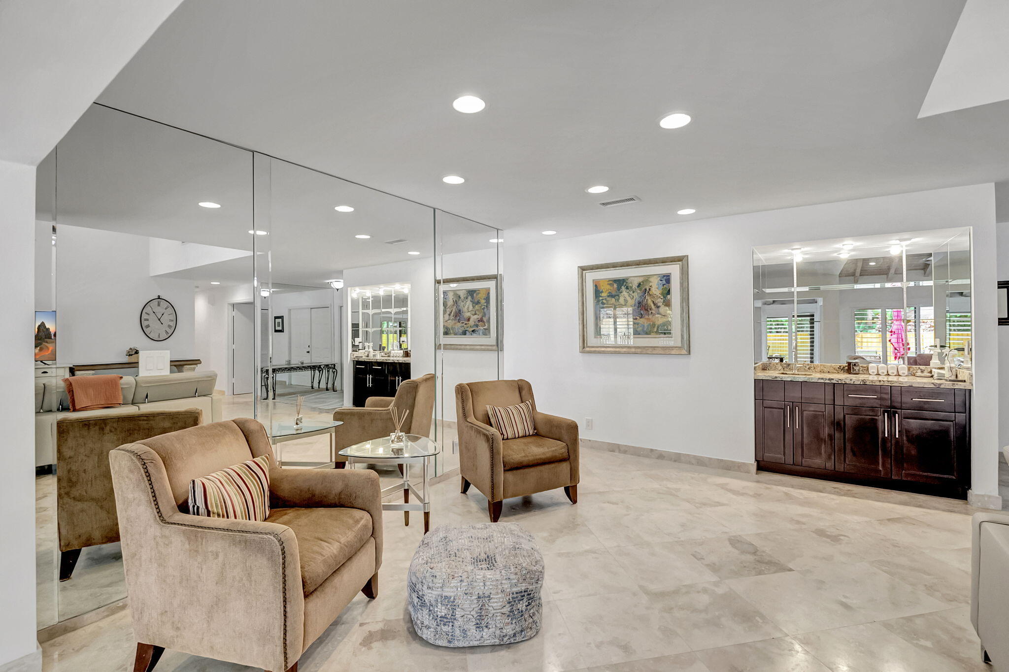 804 Foxpointe Circle Delray Beach, FL 33445 - Photo 11 of 43 a living room with furniture and a flat screen tv