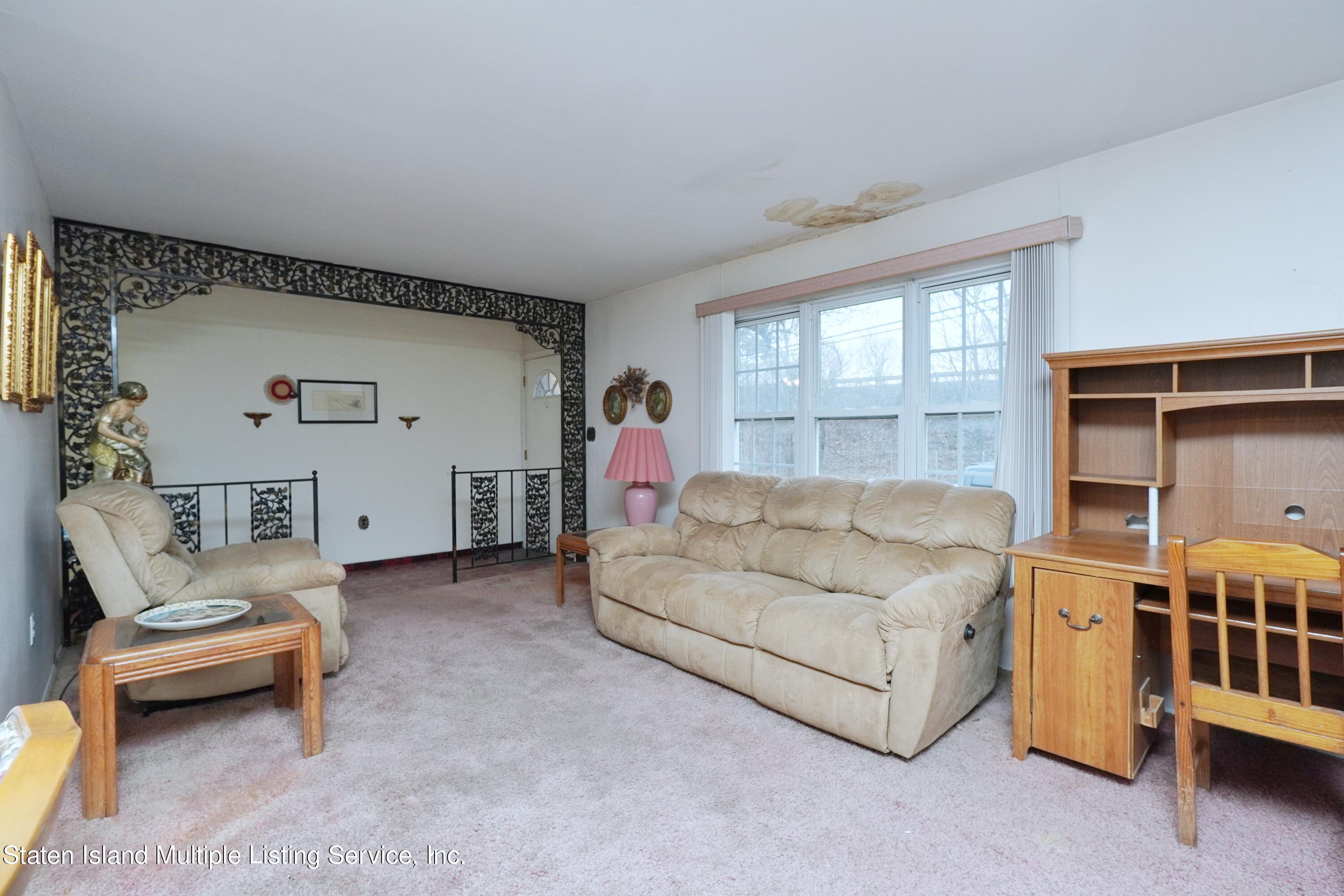 498 Willow Road West Staten Island, NY 10314 - Photo 12 of 37 Photo Jun 06 2019, 10 18 17 PM