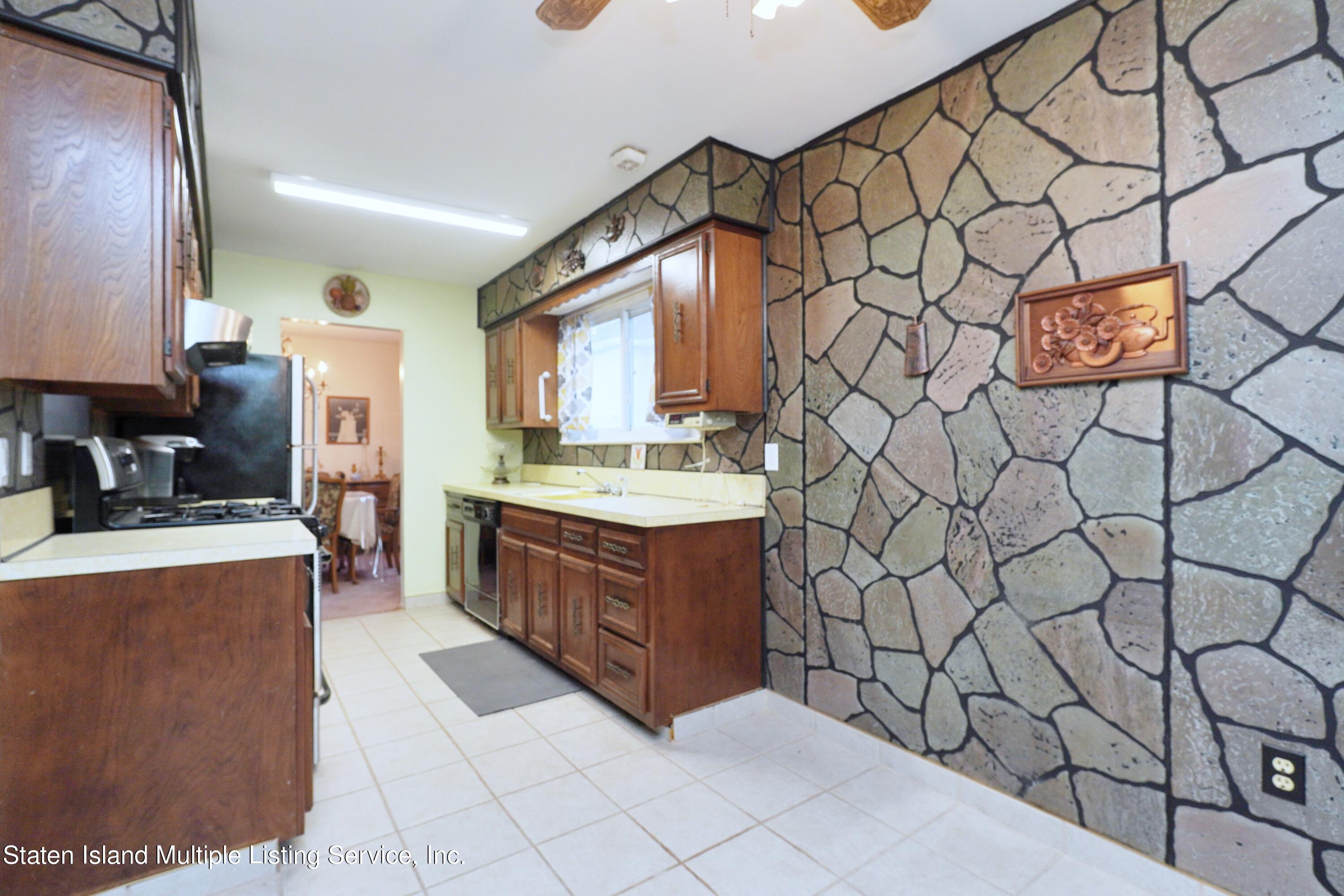 498 Willow Road West Staten Island, NY 10314 - Photo 18 of 37 Photo Jun 06 2019, 10 19 17 PM