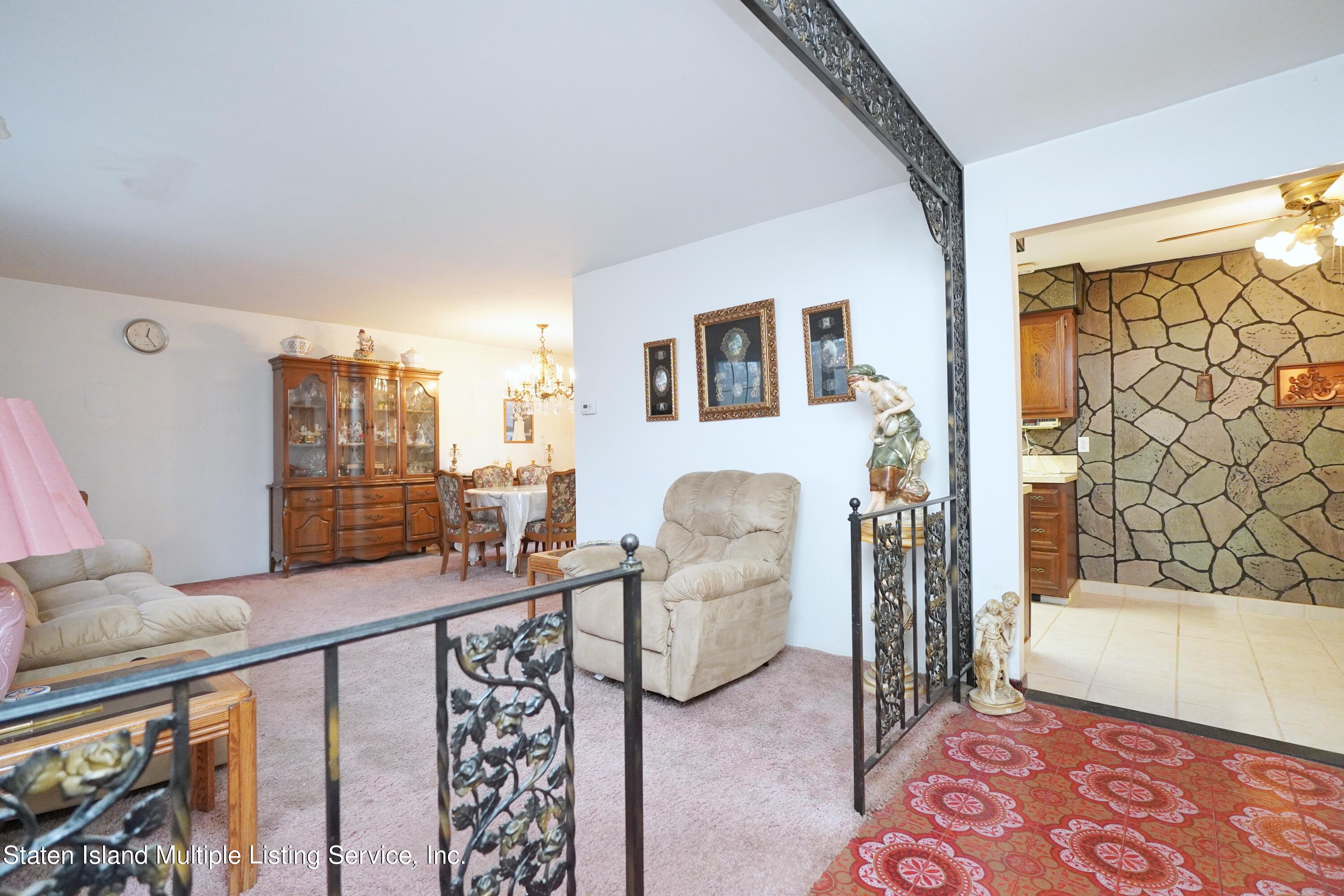 498 Willow Road West Staten Island, NY 10314 - Photo 7 of 37 Photo Jun 06 2019, 10 17 29 PM