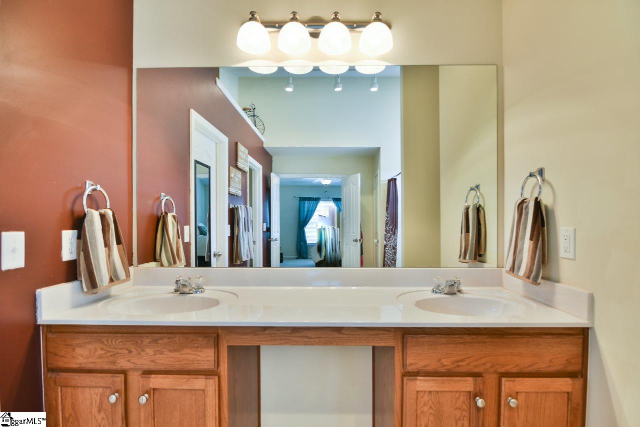 12 Shale Court Greenville, SC 29607 - Photo 19 of 28 Gallery Image 19