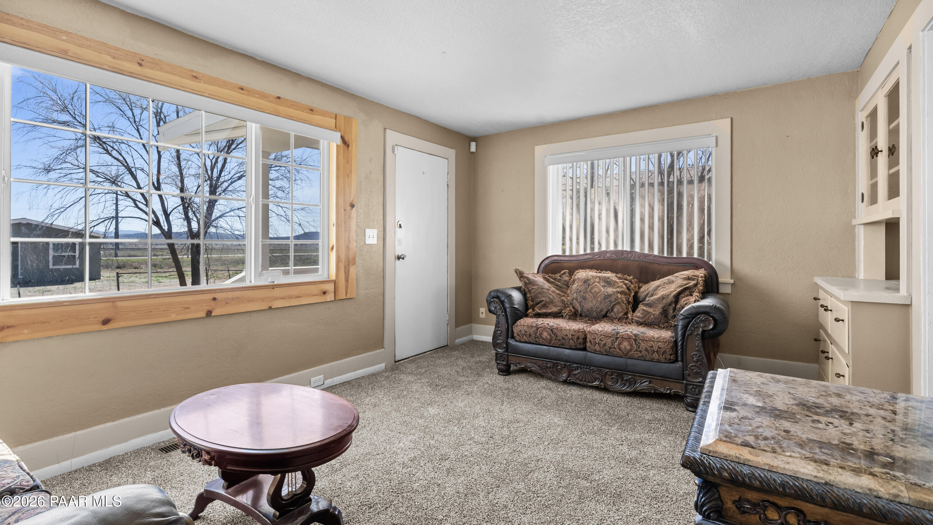 236 West Venice Way Paulden, AZ 86334 - Photo 5 of 42 a living room with furniture and a window