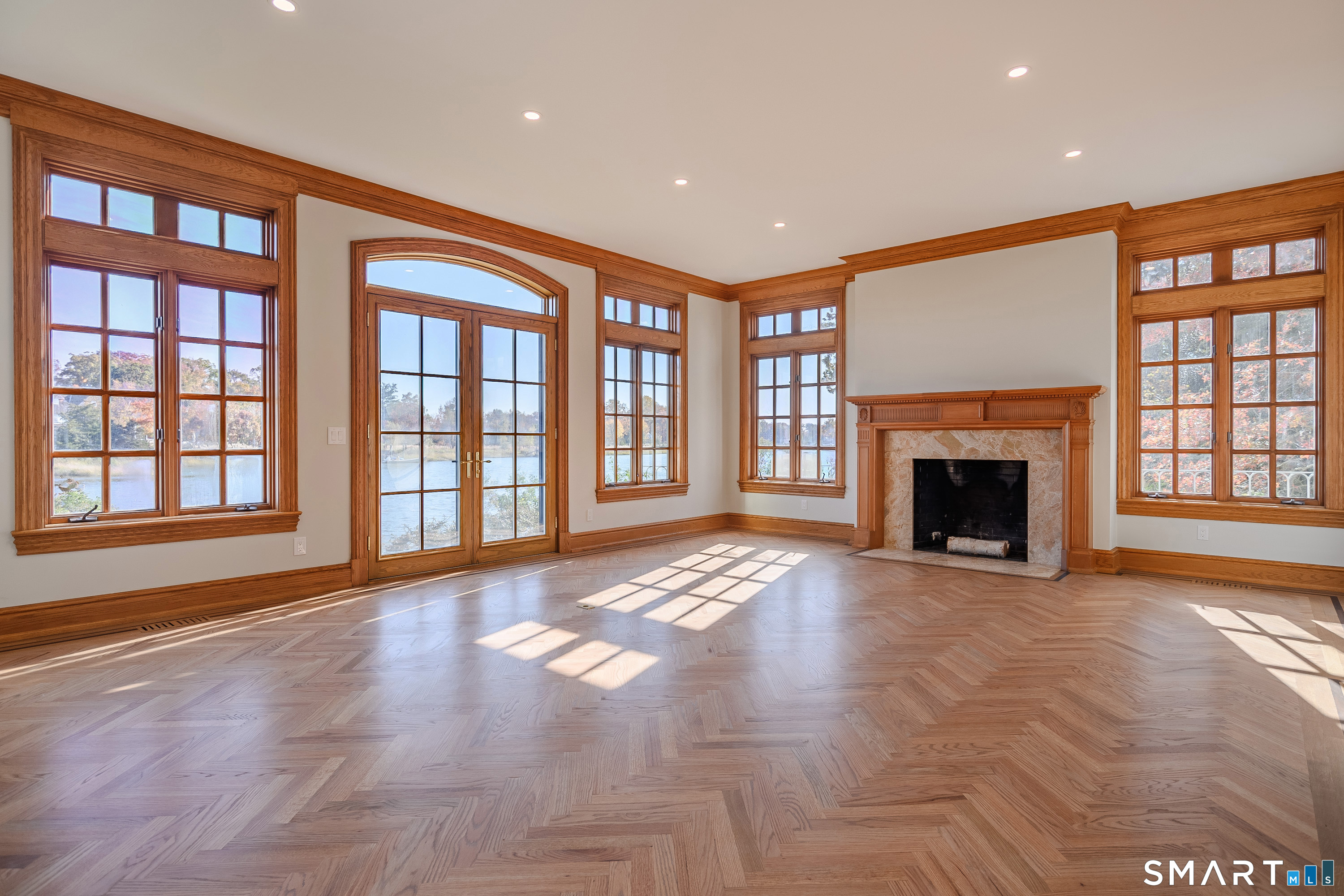 12 Runkenhage Road Darien, CT 06820 - Photo 11 of 37