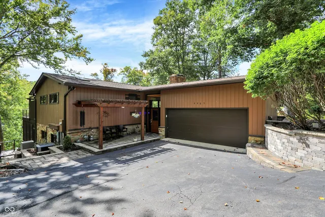 $1,600,000 | 4465 Grouse Drive, Trafalgar, IN 46181