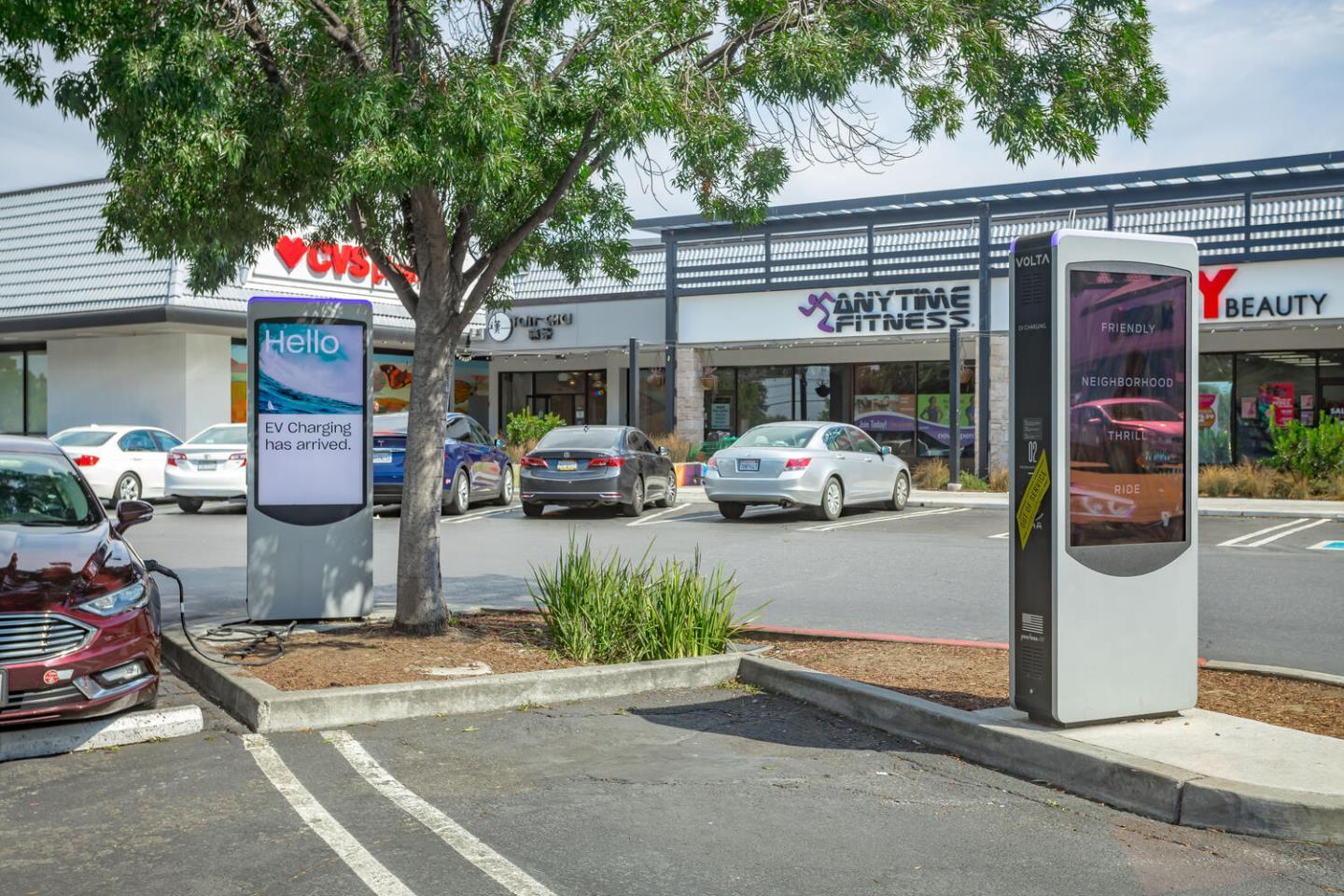 2580 Homestead Road, Unit 5101 Santa Clara, CA 95051 - Photo 33 of 33 a car parked in front of a building