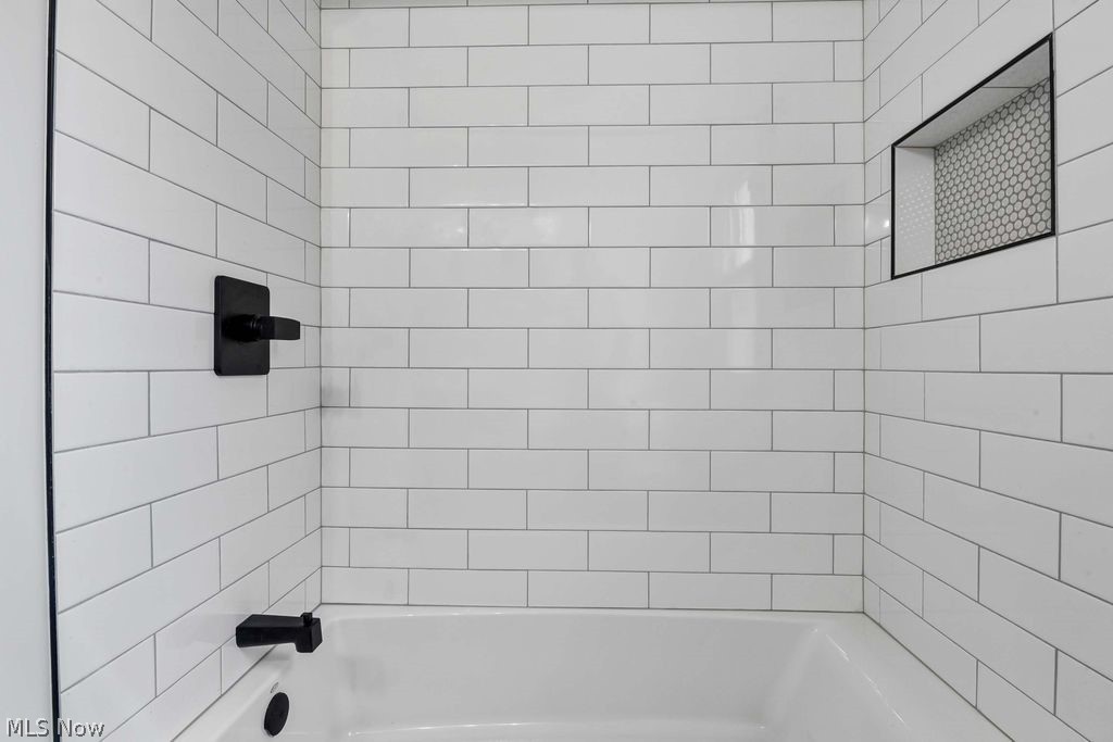 5012 South Barton Road Cleveland, OH 44124 - Photo 20 of 26 Gallery Image 20