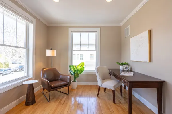 $1,000,000 | 11 Old Parish Way, Unit 8, Portsmouth, NH 03801