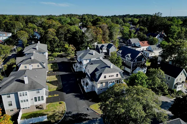$1,000,000 | 11 Old Parish Way, Unit 8, Portsmouth, NH 03801