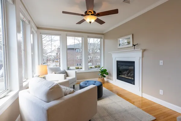 $1,000,000 | 11 Old Parish Way, Unit 8, Portsmouth, NH 03801