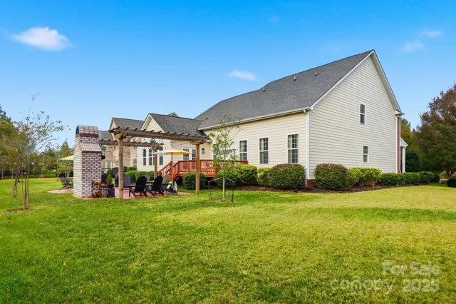 $750,000 | 8524 Penton Place, Harrisburg, NC 28075