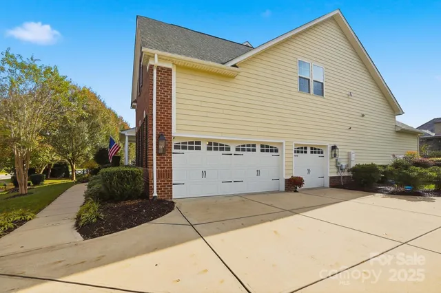 $750,000 | 8524 Penton Place, Harrisburg, NC 28075