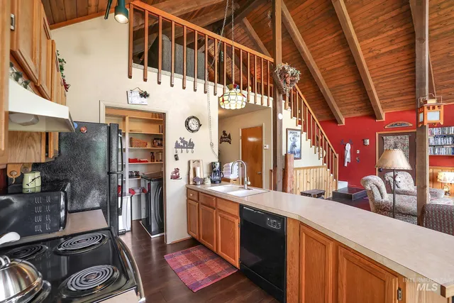 $550,000 | 3000 45th Parallel Drive, New Meadows, ID 83654