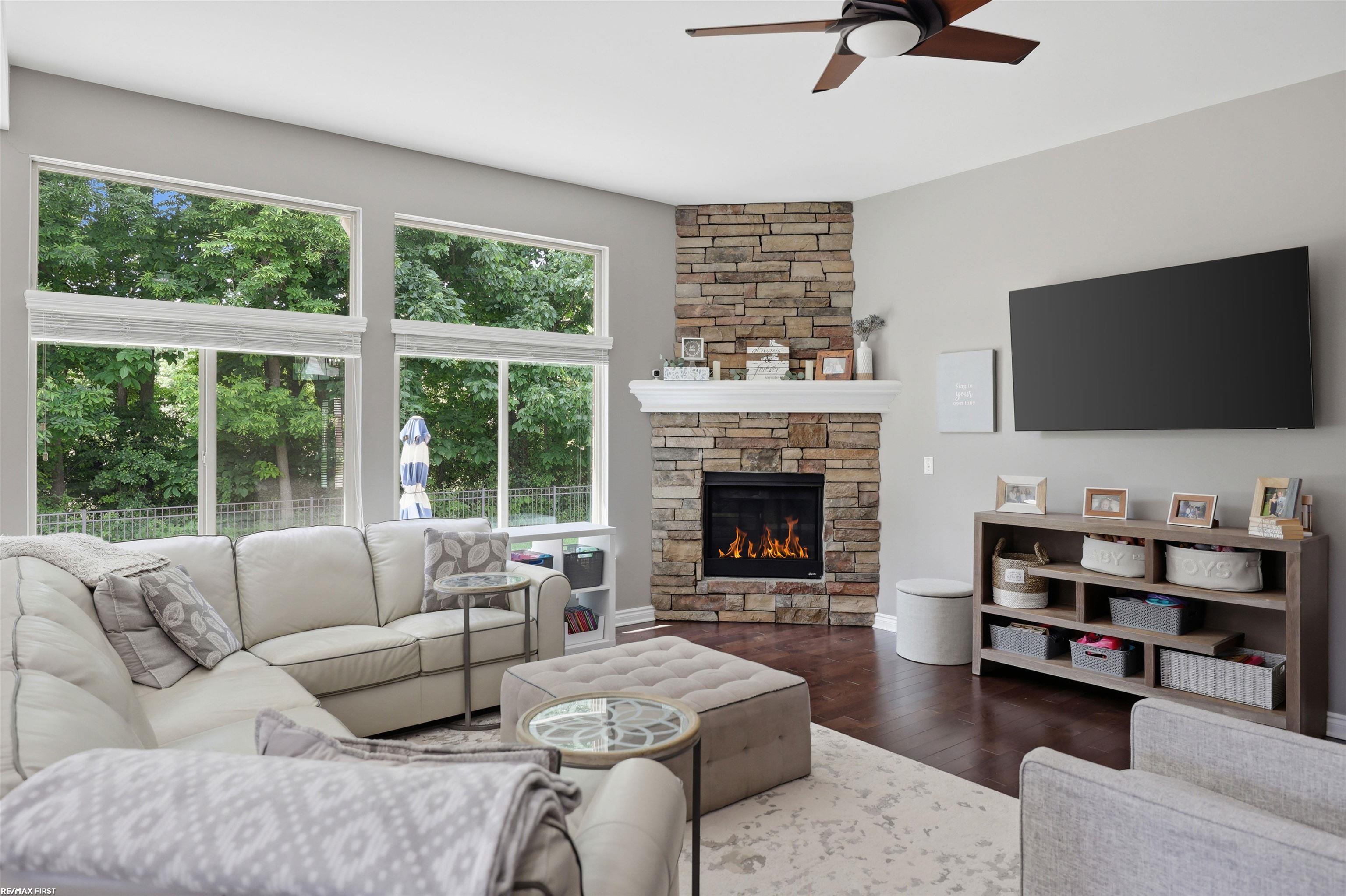 22350 Brantingham Road Macomb, MI 48044 - Photo 5 of 58