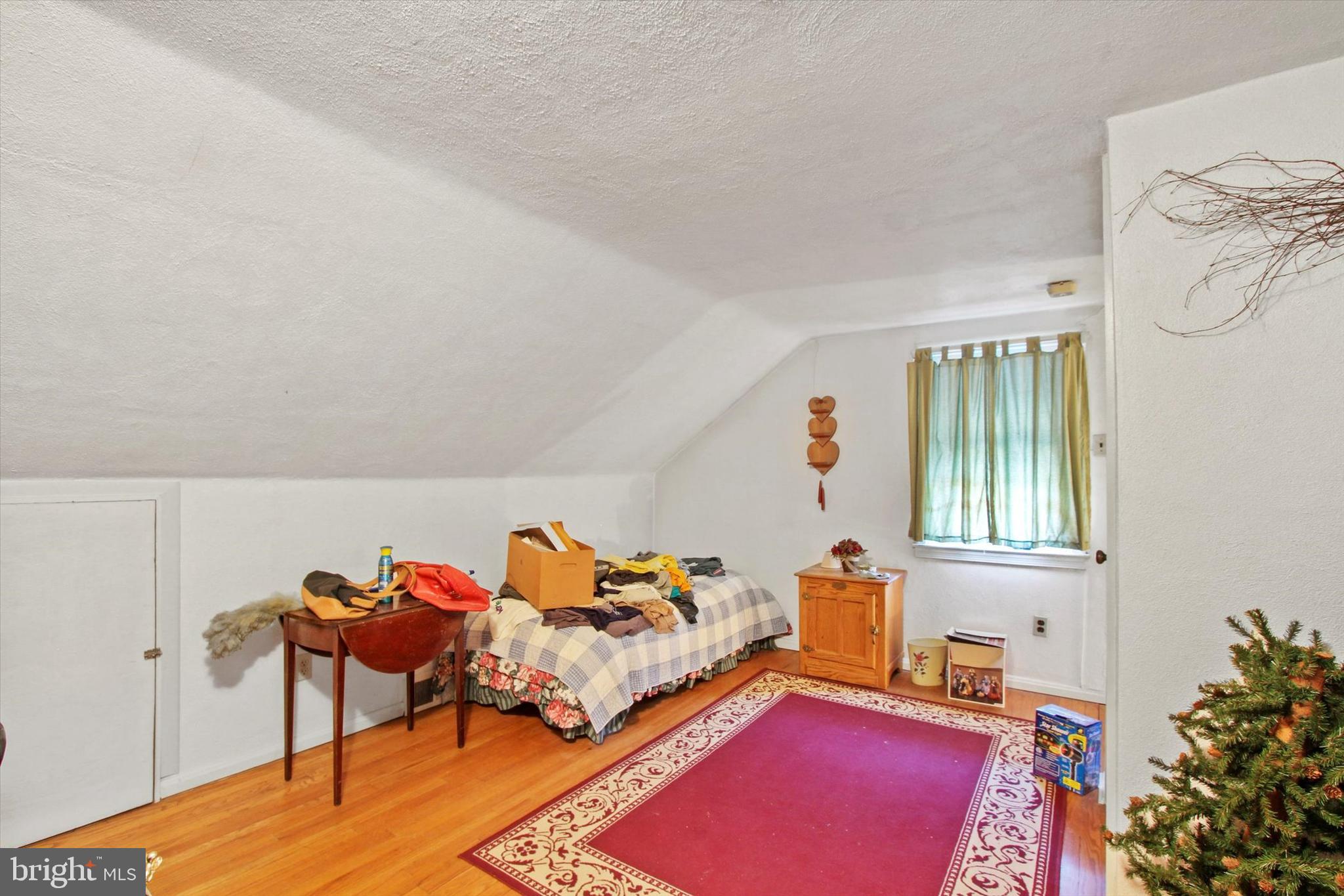 587 Hillcrest Road York, PA 17403 - Photo 21 of 30 Gallery Image 21