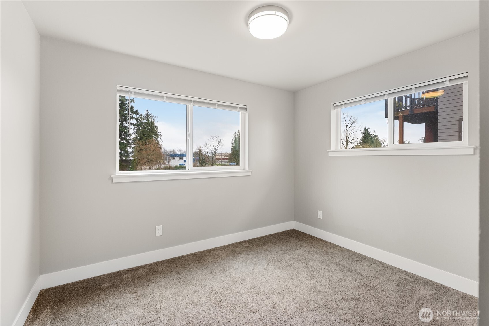 1884 Front Street Lynden, WA 98264 - Photo 27 of 35 an empty room with windows