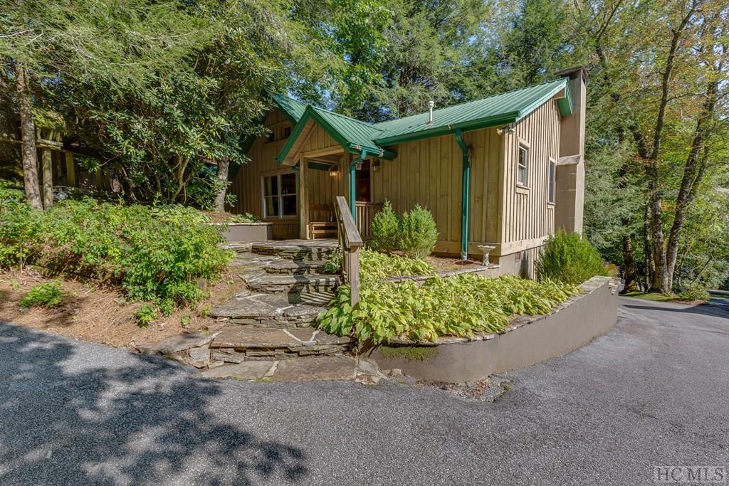 121-125 Raoul Road Highlands, NC 28741 - Photo 3 of 64 Gallery Image 3