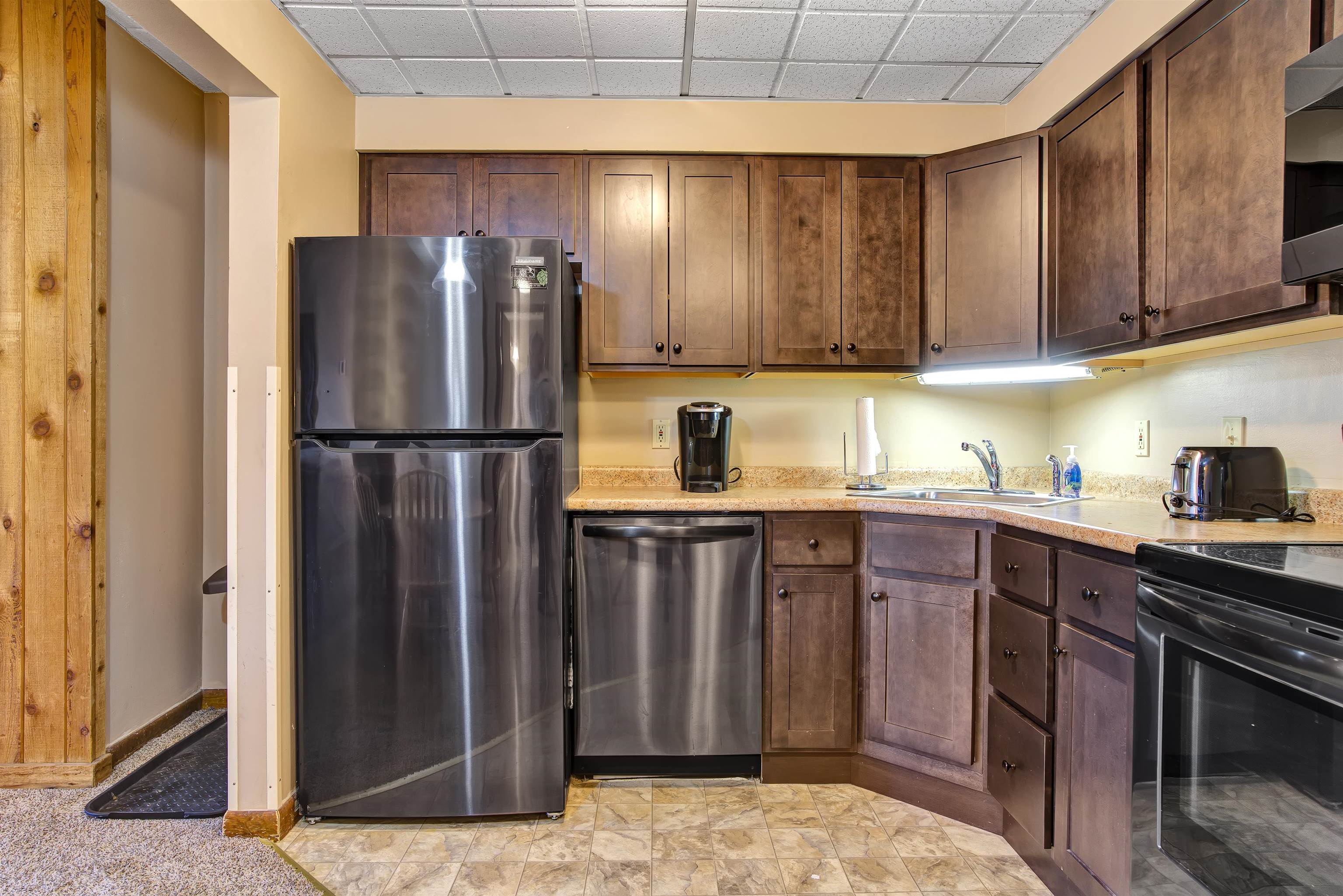 135 East Mountain Road, Unit 1B7 Killington, VT 05751 - Photo 2 of 18 Gallery Image 2
