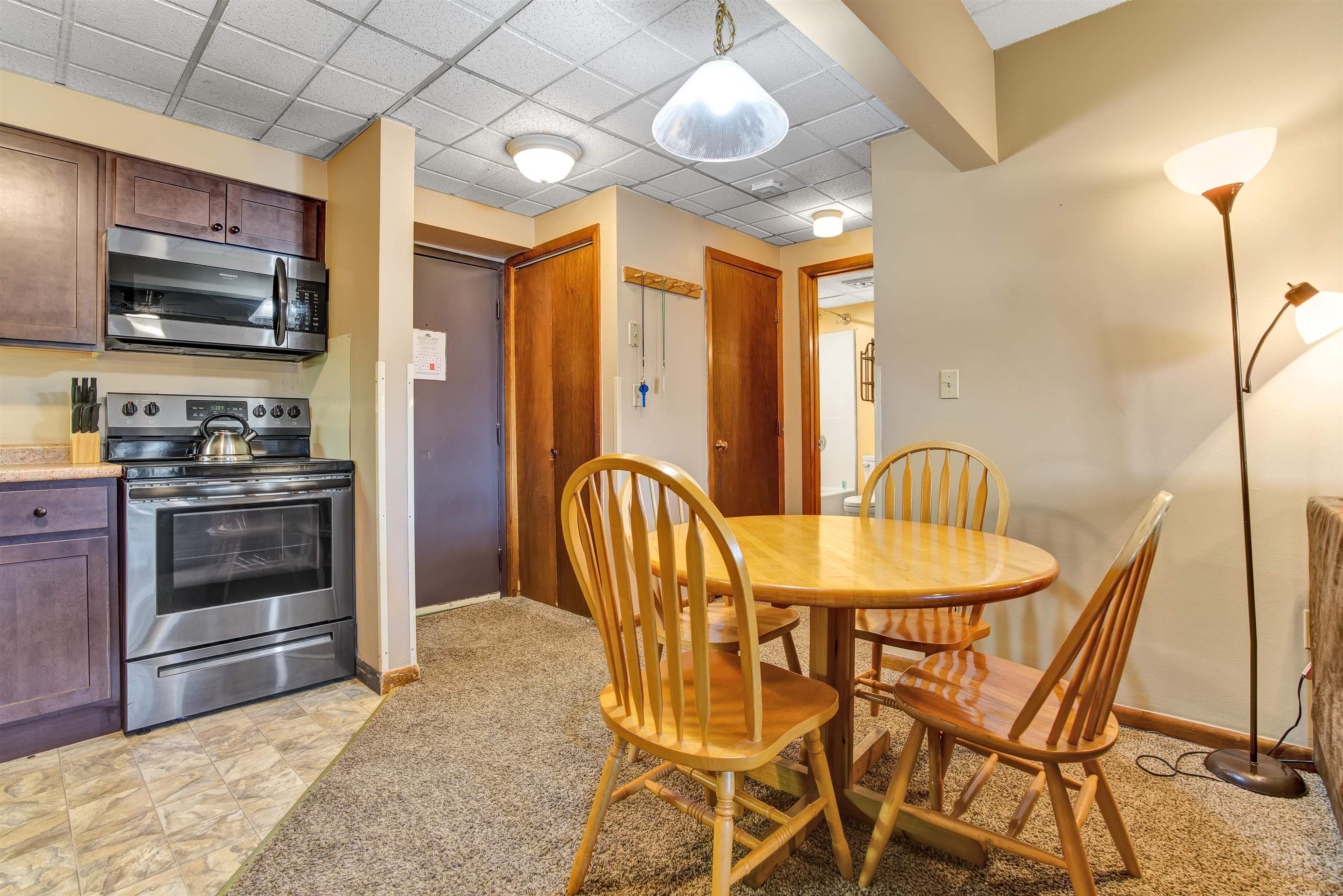 135 East Mountain Road, Unit 1B7 Killington, VT 05751 - Photo 4 of 18 Gallery Image 4