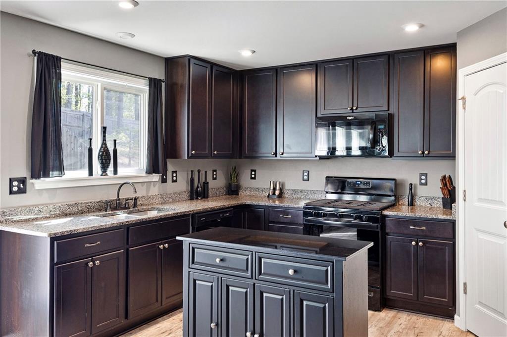 121 Moonrise Crossing Dallas, GA 30132 - Photo 12 of 44