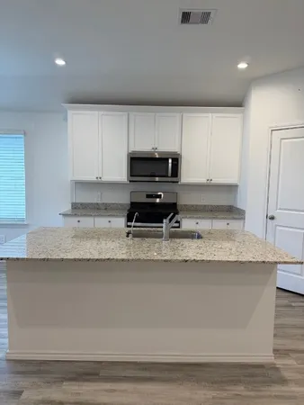 $2,100 | 31138 Delamere Turn Trial Trail, Fulshear, TX 77441