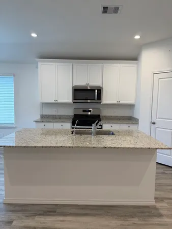 $2,300 | 31138 Delamere Turn Trial Trail, Fulshear, TX 77441