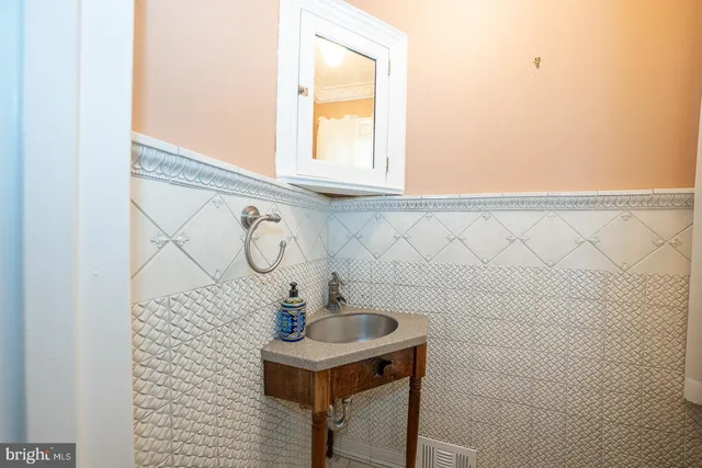 $350,000 | 1213 Talley Road, Wilmington, DE 19809