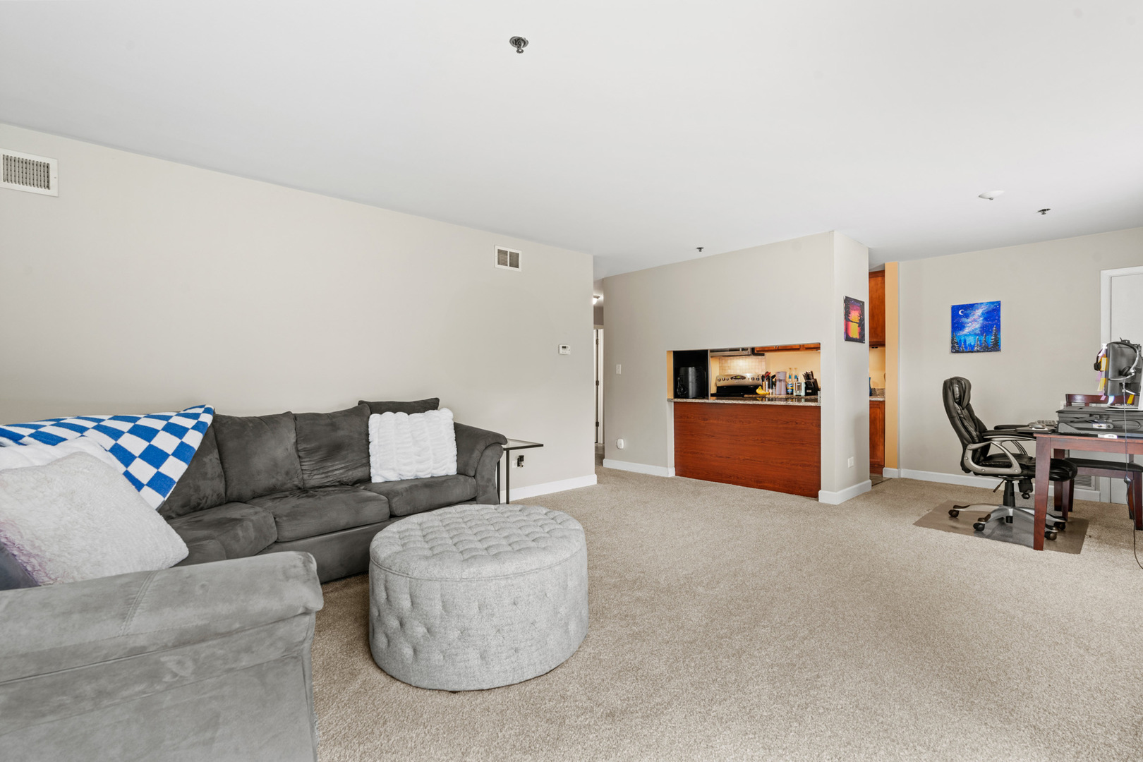 3275 Kirchoff Road, Unit 131 Rolling Meadows, IL 60008 - Photo 3 of 16