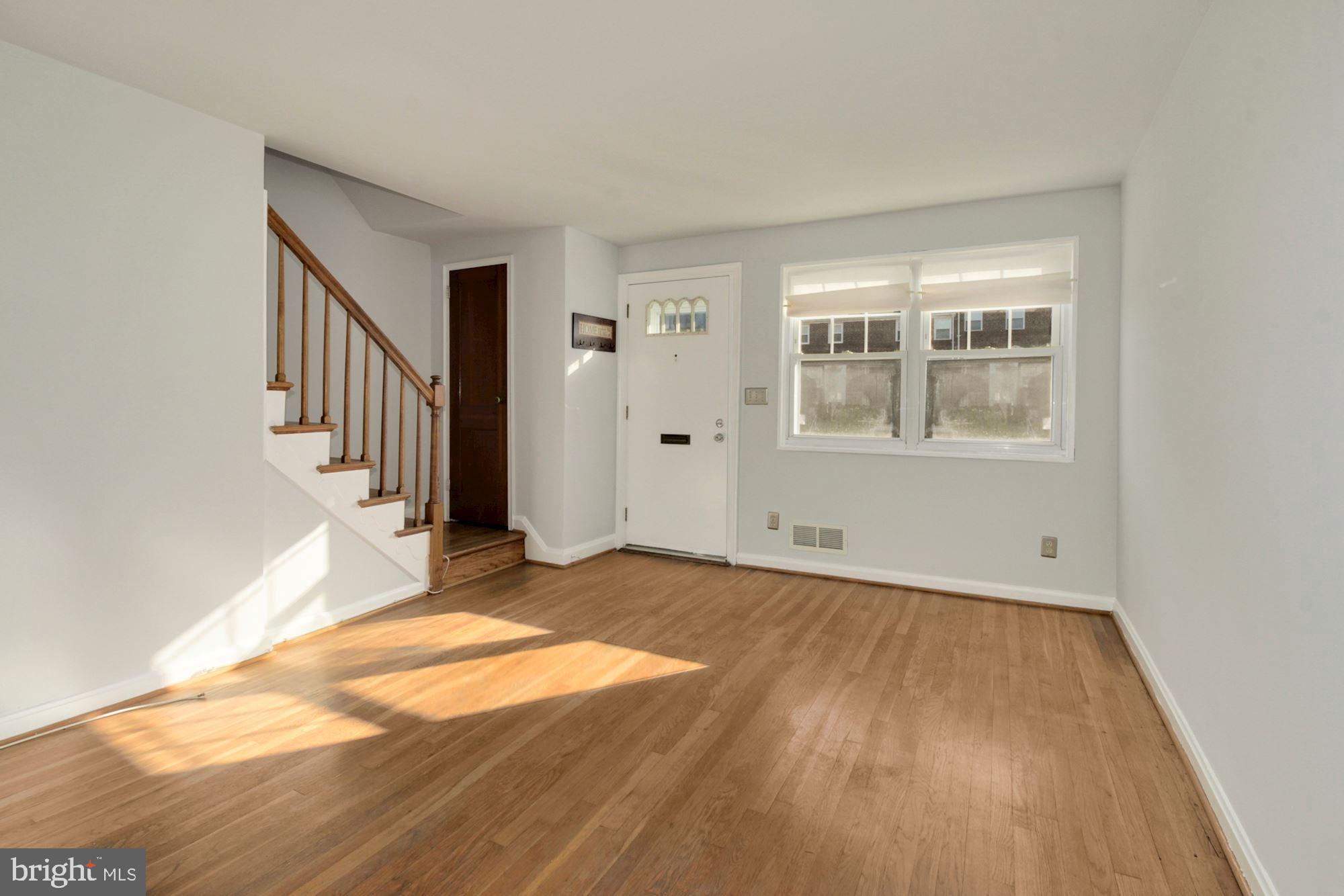 5436 Channing Road Baltimore, MD 21229 - Photo 14 of 37