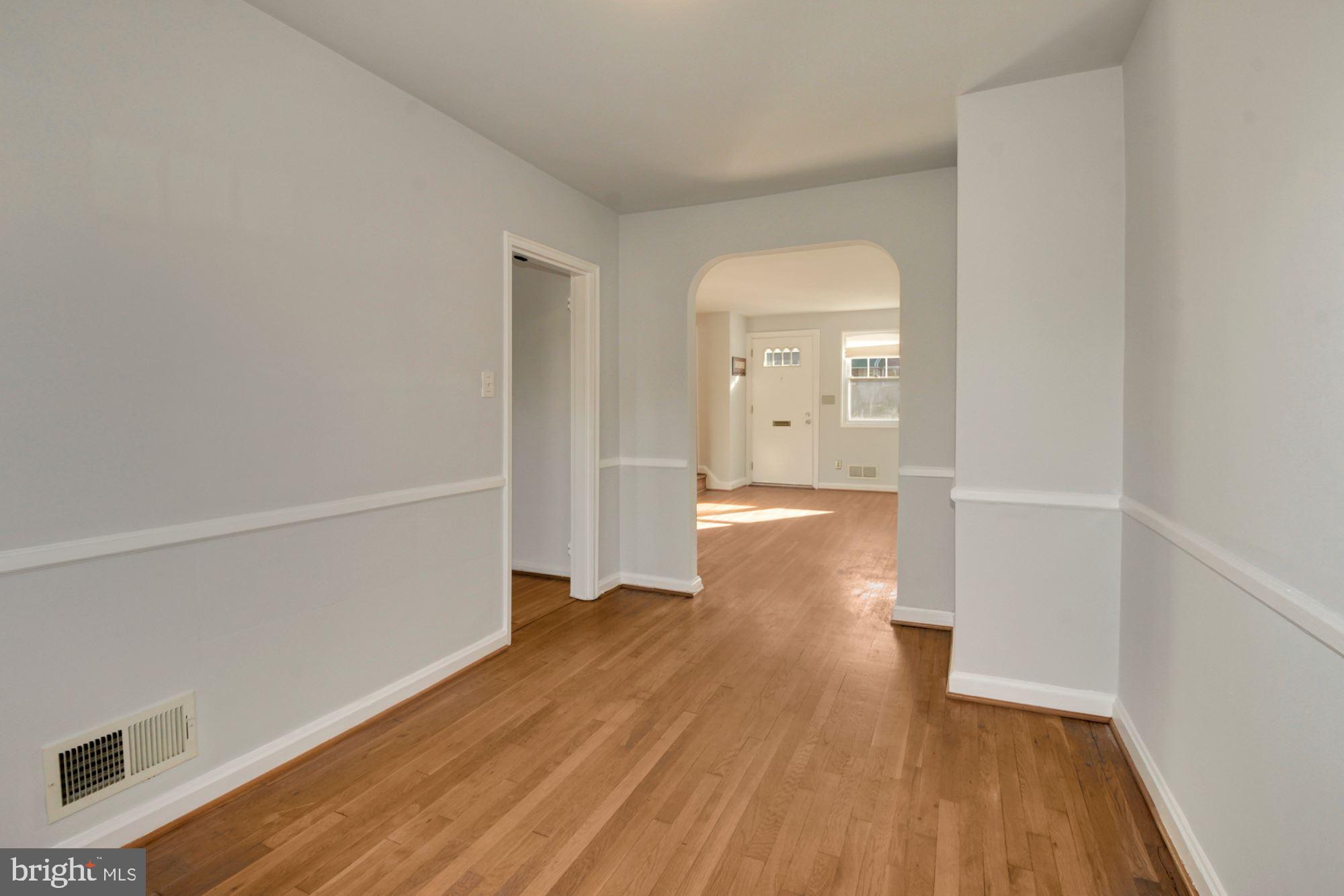 5436 Channing Road Baltimore, MD 21229 - Photo 16 of 37