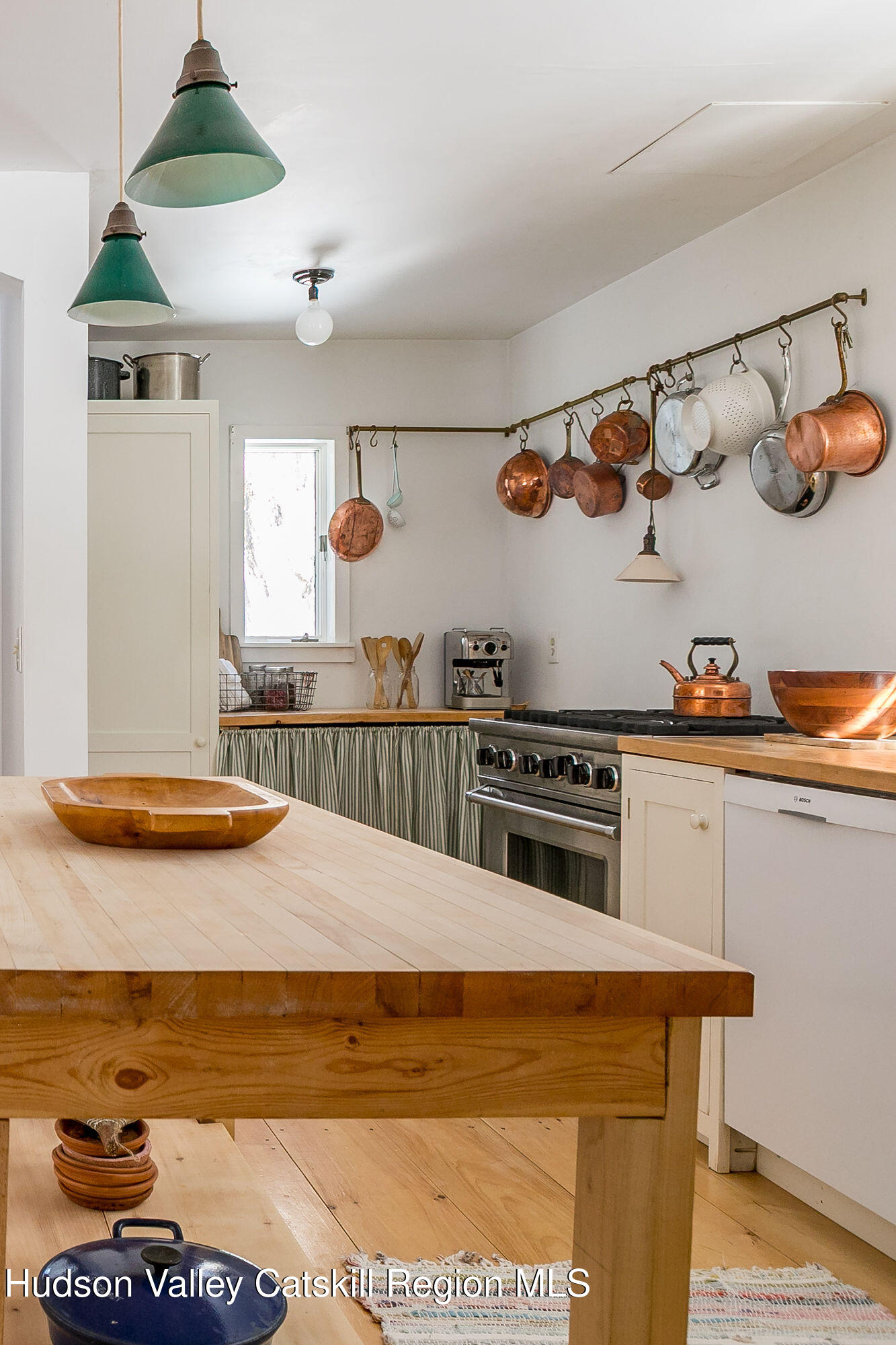 176 Silver Hollow Road Chichester, NY 12416 - Photo 5 of 39 SilverHollowV2-2