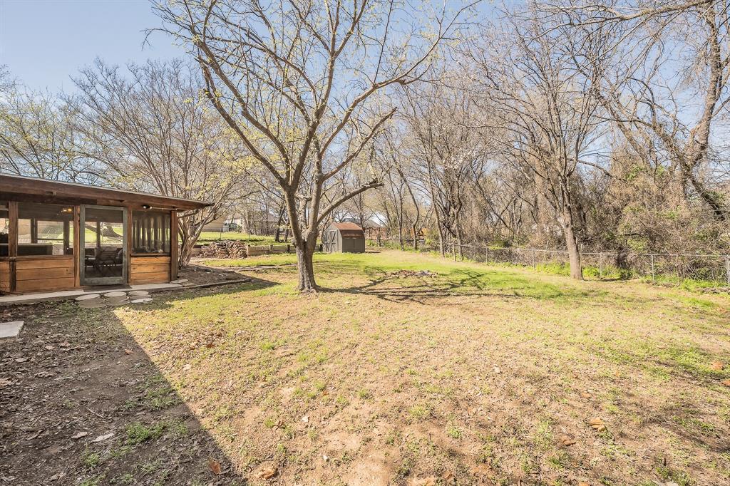 302 West Hale Avenue Decatur, TX 76234 - Photo 29 of 33