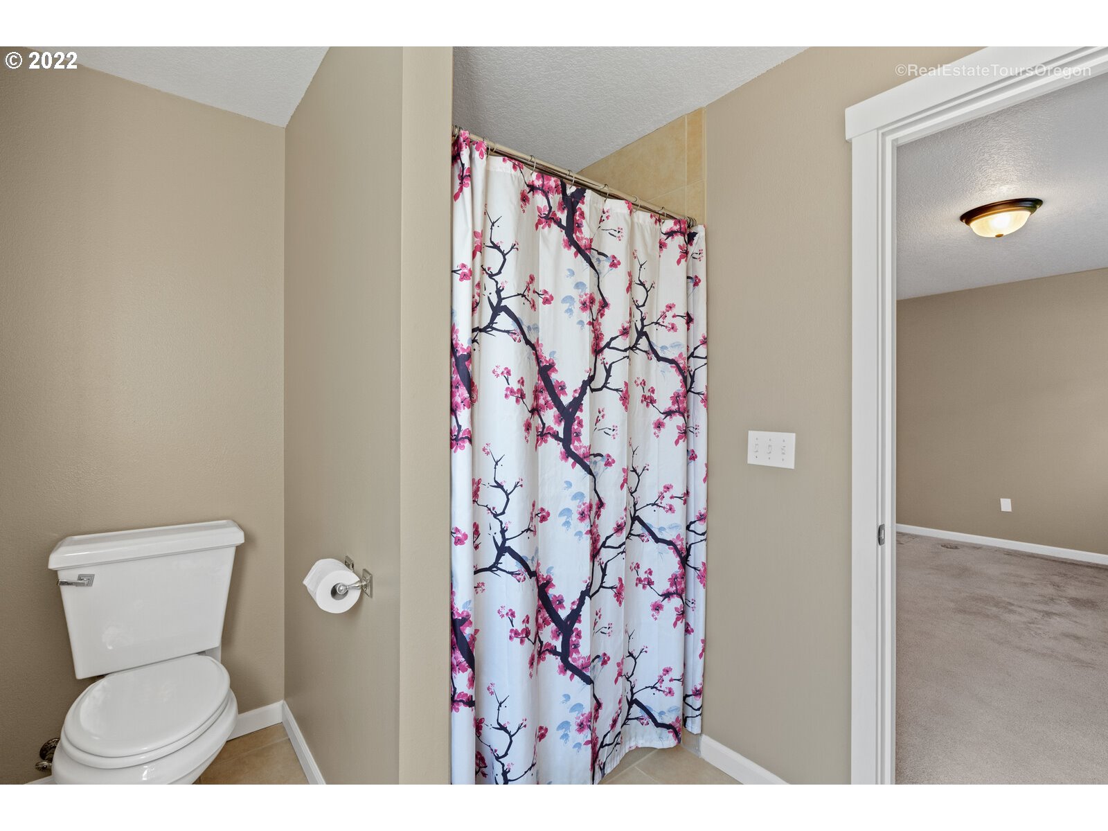 3925 Southwest Multnomah Boulevard, Unit 106 Portland, OR 97219 - Photo 18 of 25 Gallery Image 18