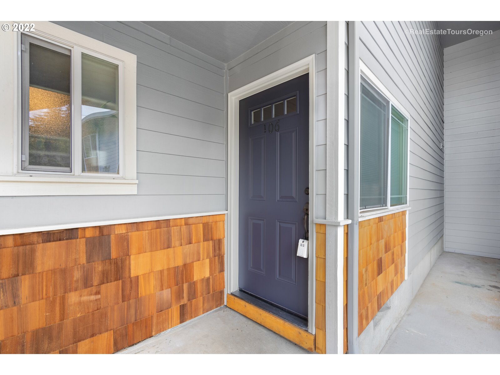 3925 Southwest Multnomah Boulevard, Unit 106 Portland, OR 97219 - Photo 2 of 25 Gallery Image 2