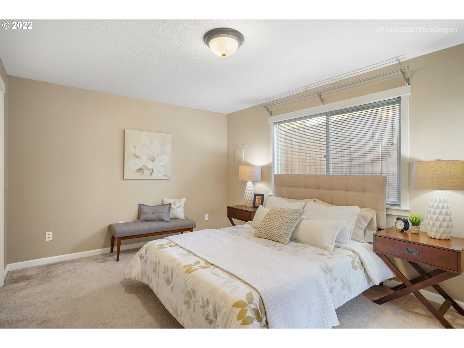 3925 Southwest Multnomah Boulevard, Unit 106 Portland, OR 97219 - Photo 9 of 25 Gallery Image 9