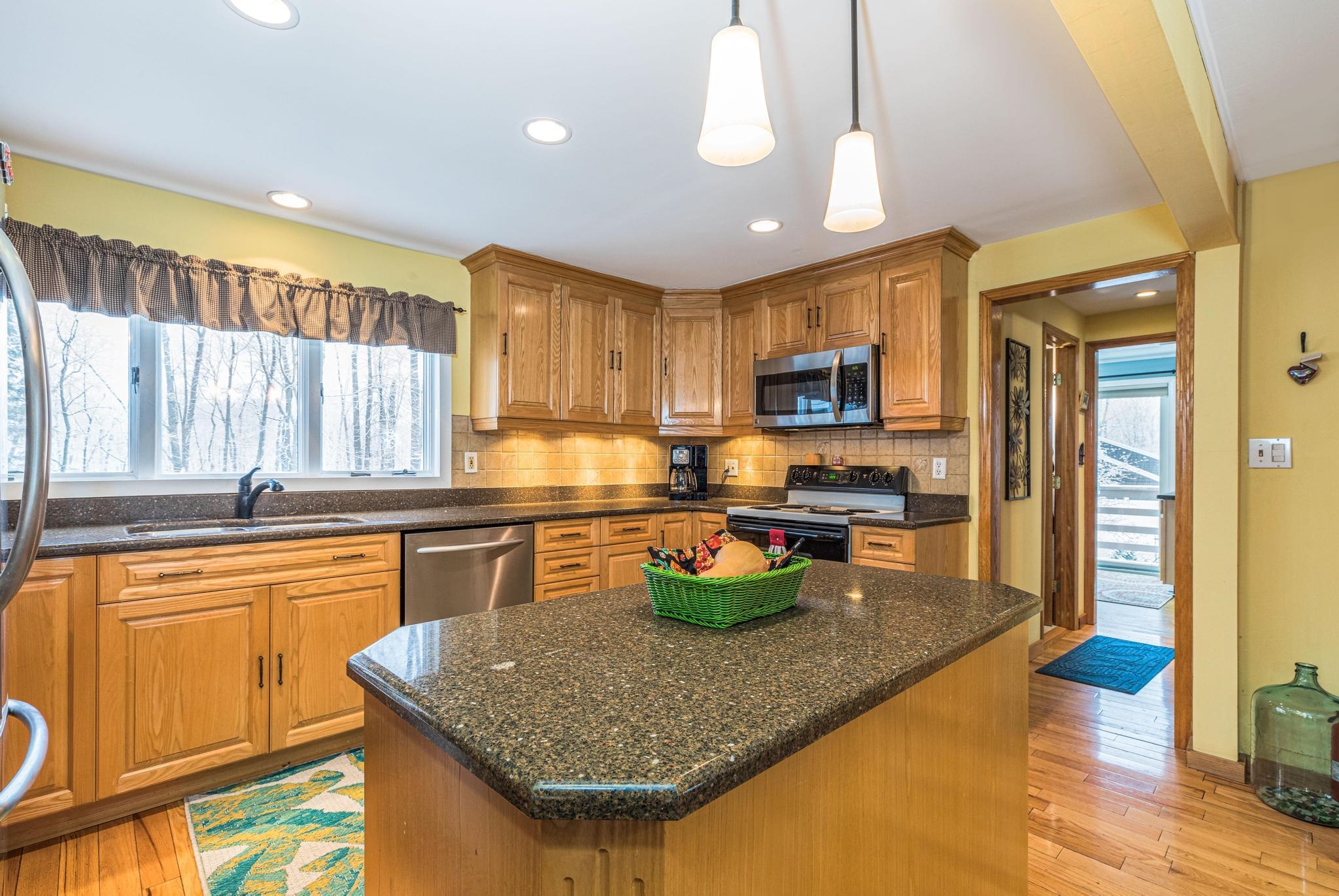 132 Martin Road Kittery, ME 03904 - Photo 19 of 38 Gallery Image 19