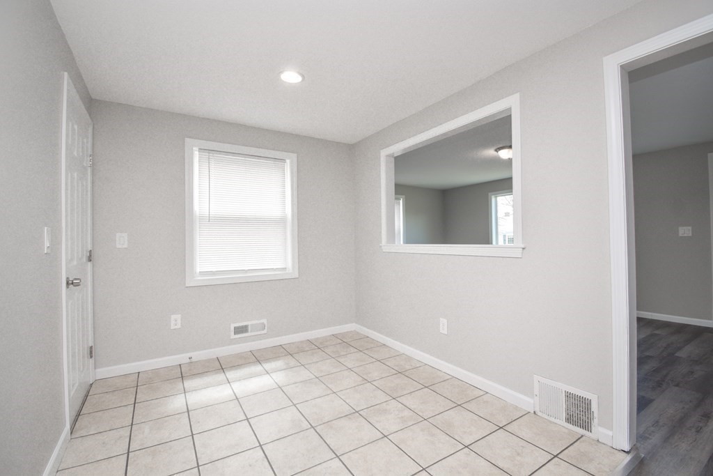 125 Granger Street Springfield, MA 01119 - Photo 8 of 26